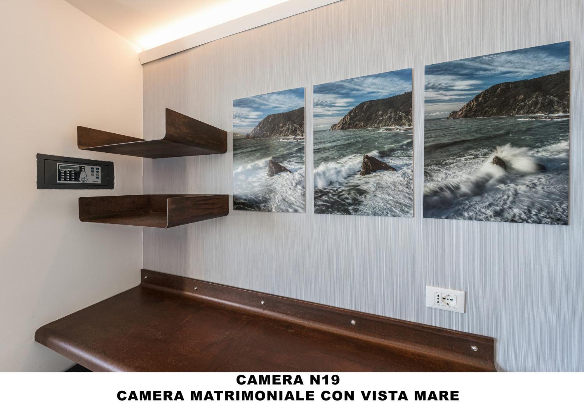 Al Mare Hotel มอนเตรอสโซ อัล มาเร ภายนอก รูปภาพ