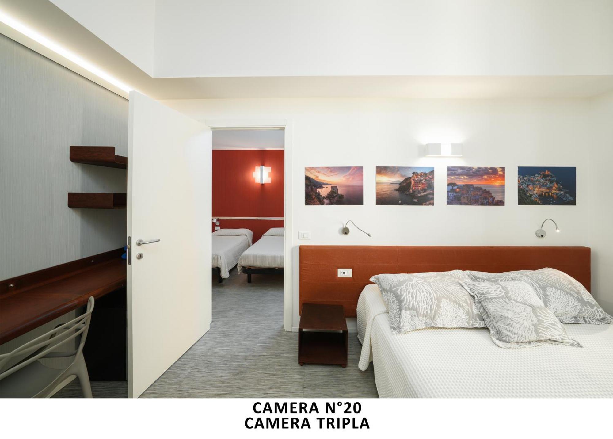 Al Mare Hotel มอนเตรอสโซ อัล มาเร ภายนอก รูปภาพ