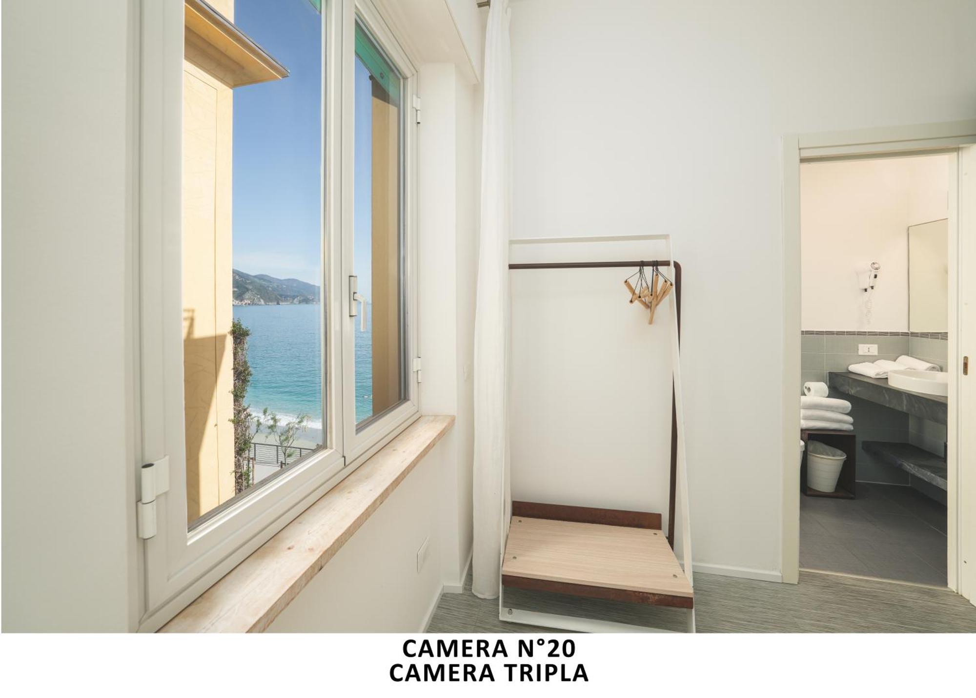 Al Mare Hotel มอนเตรอสโซ อัล มาเร ภายนอก รูปภาพ